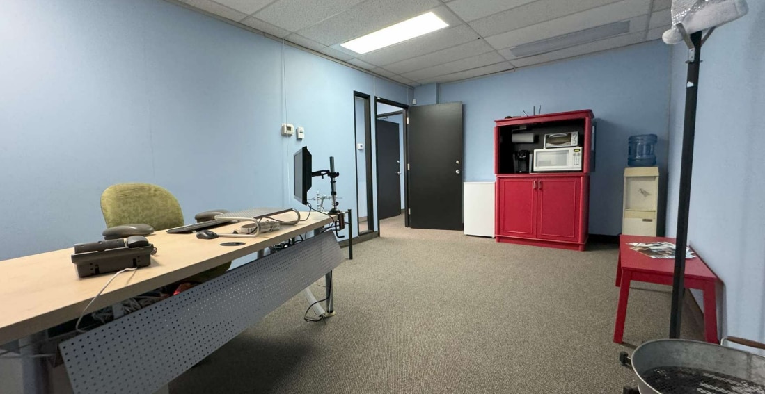 383 Parkdale Ave, Ottawa, ON to rent Interior Photo- Image 1 of 5