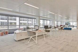 1 Place Louis Renault, Rueil-Malmaison to rent Interior Photo- Image 1 of 1