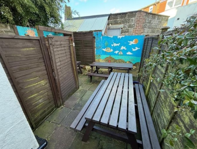 24 Upper Hamilton Rd, Brighton to rent Interior Photo- Image 1 of 4