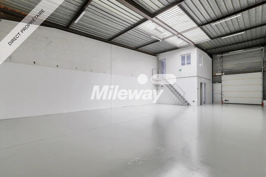 19 Rue Du Compas, SAINT-OUEN-L'AUMONE to rent - Interior Photo - Image 1 of 8