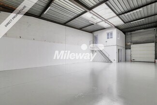 More details for 19 Rue Du Compas, SAINT-OUEN-L'AUMONE - Light Industrial to Rent