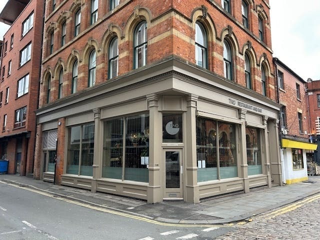 108 High St, Manchester to rent - Building Photo - Image 1 of 1