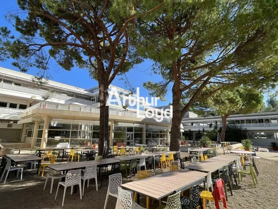 Office in SOPHIA ANTIPOLIS to rent Building Photo- Image 1 of 32