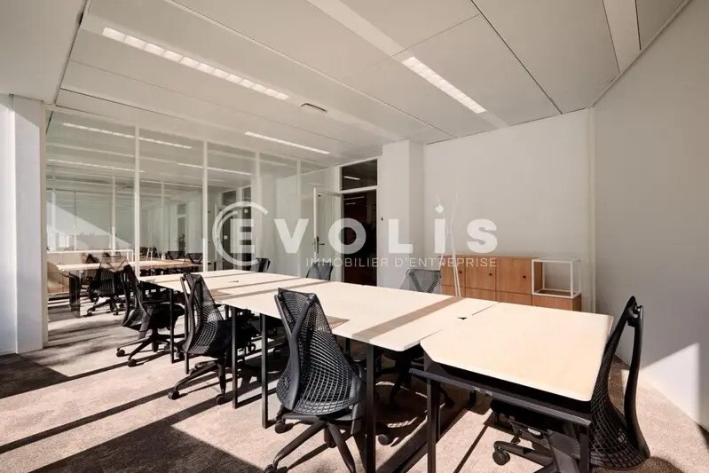 Office in Paris to rent - Interior Photo - Image 3 of 9