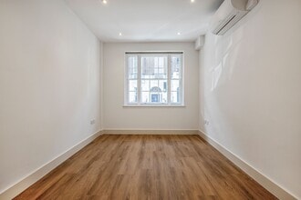 25-26 Wimpole St, London to rent Interior Photo- Image 2 of 18