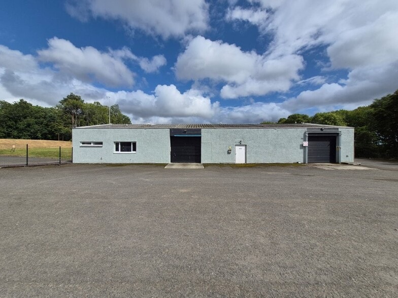 65-66 Cavendish Way, Glenrothes to rent - Building Photo - Image 1 of 8