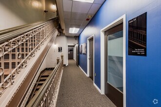 351-355 5th Ave, Pittsburgh, PA to rent Interior Photo- Image 1 of 2