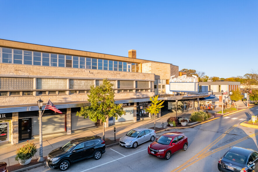 306-330 E Silver Spring Dr, Whitefish Bay, WI for rent - Primary Photo - Image 1 of 9