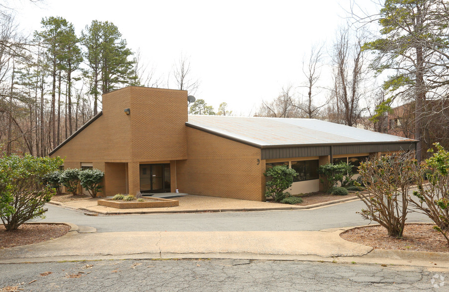 9 Shackleford Plz, Little Rock, AR for sale - Primary Photo - Image 1 of 1