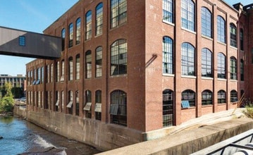 61 Washington St, Sanford, ME to rent Building Photo- Image 1 of 7