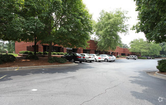 More details for 5600 Oakbrook Pky, Norcross, GA - Light Industrial for Rent