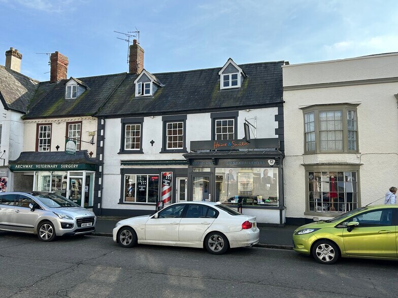 22-22A High St, Highworth for sale - Primary Photo - Image 1 of 1