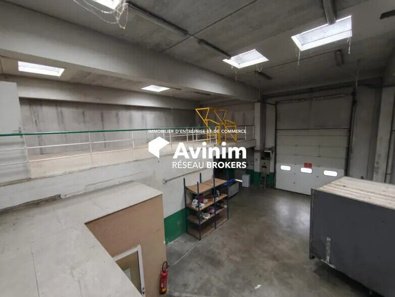 Industrial in Vert to rent - Interior Photo - Image 3 of 11
