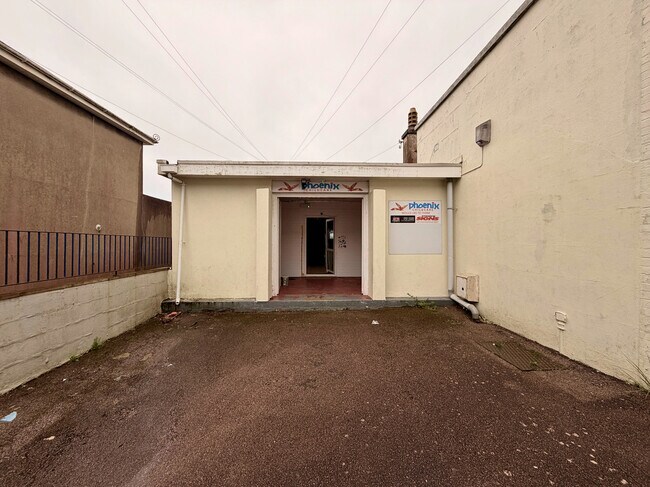 More details for 21 Carlton Rd, Torquay - Retail for Sale