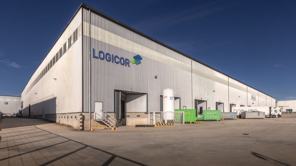 Camino Alovera, 5, Cabanillas del Campo, Guadalajara to rent - Construction Photo - Image 3 of 7