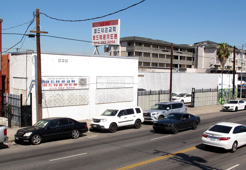 1331 S Vermont Ave, Los Angeles, CA for rent - Building Photo - Image 1 of 18