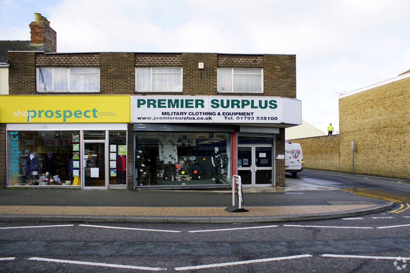 75 Cricklade Rd, Swindon SN2 1AA UK