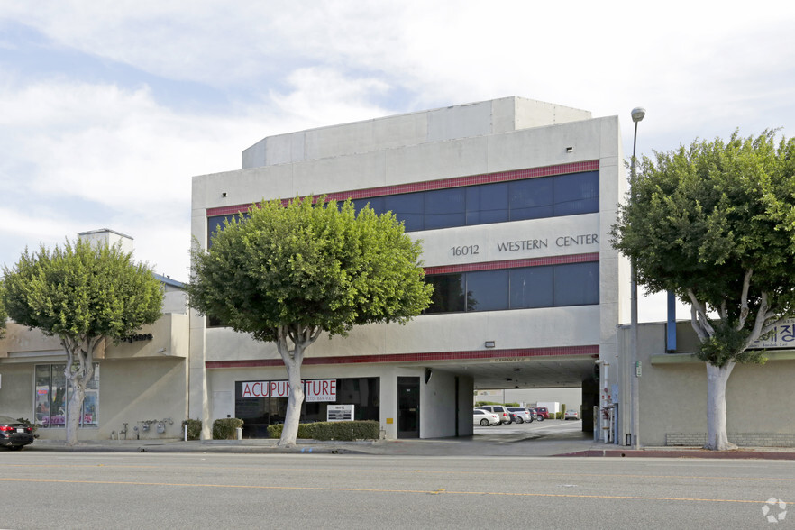 16012 Western Ave, Gardena, CA for rent - Primary Photo - Image 1 of 7