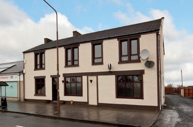 32-34 Main St, Stoneyburn for sale Primary Photo- Image 1 of 1