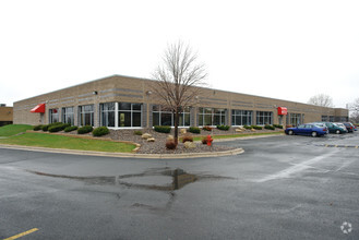 1811 NW Old Highway 8, New Brighton, MN for sale Building Photo- Image 1 of 8