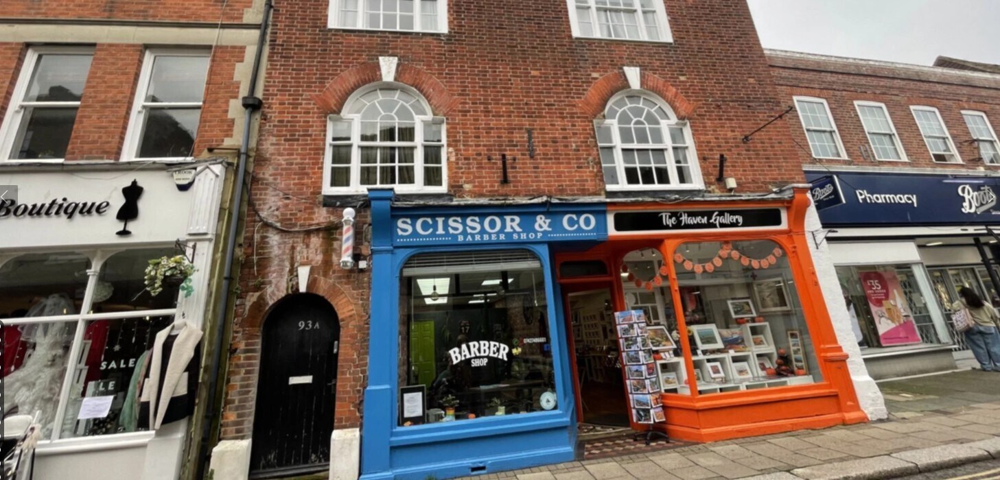 93 93A High St, Hythe for sale Primary Photo- Image 1 of 19