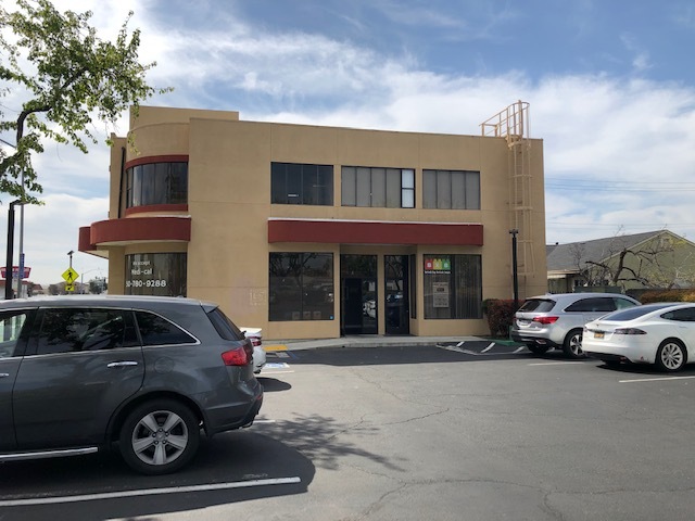 925 W Winton Ave, Hayward, CA for rent - Building Photo - Image 2 of 16