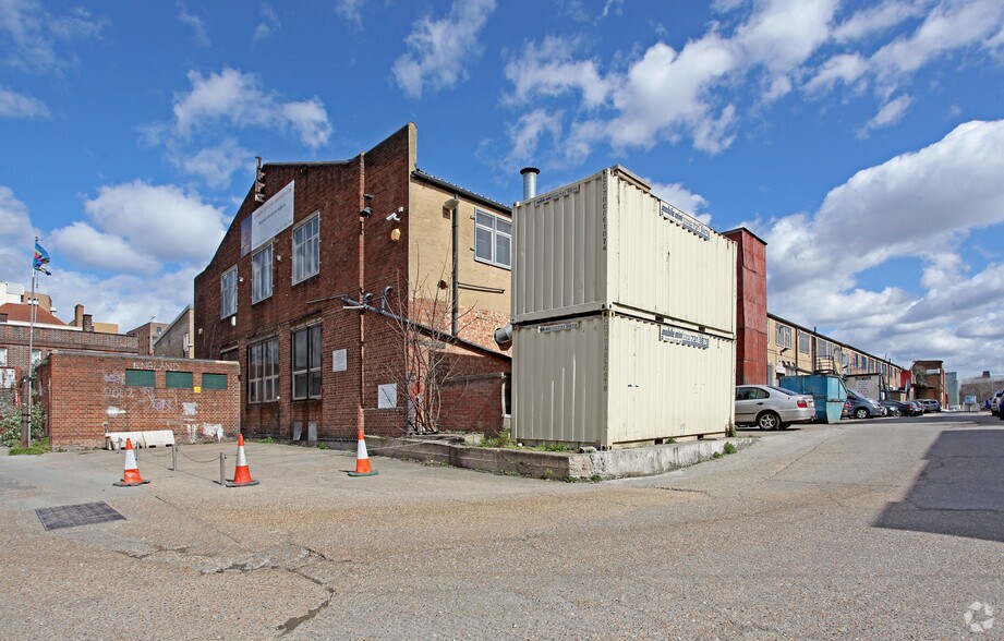 Empson St, London for sale - Primary Photo - Image 1 of 1