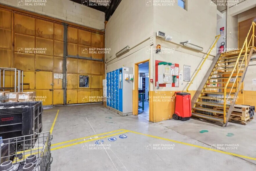 Light Industrial in Chennevières-sur-Marne to rent - Interior Photo - Image 3 of 10