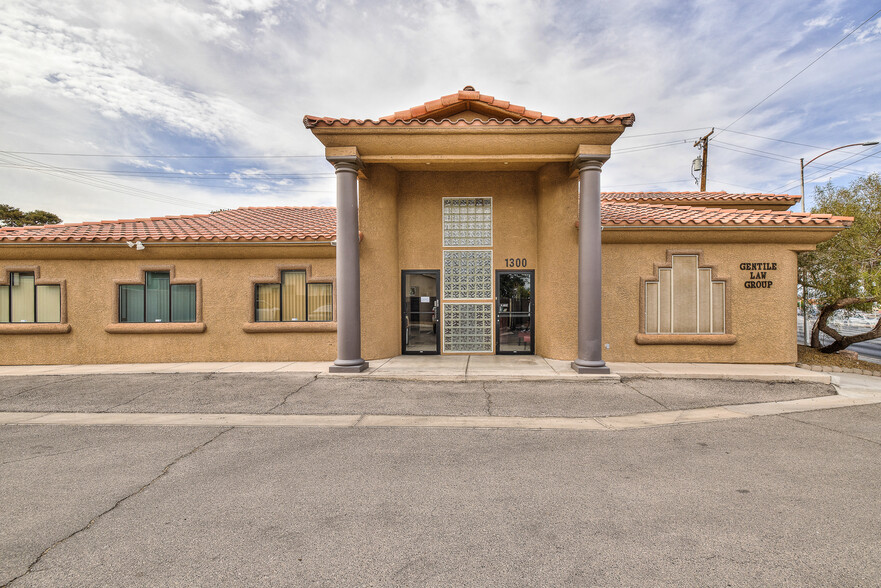 1300 S Decatur Blvd, Las Vegas, NV for sale - Building Photo - Image 1 of 1