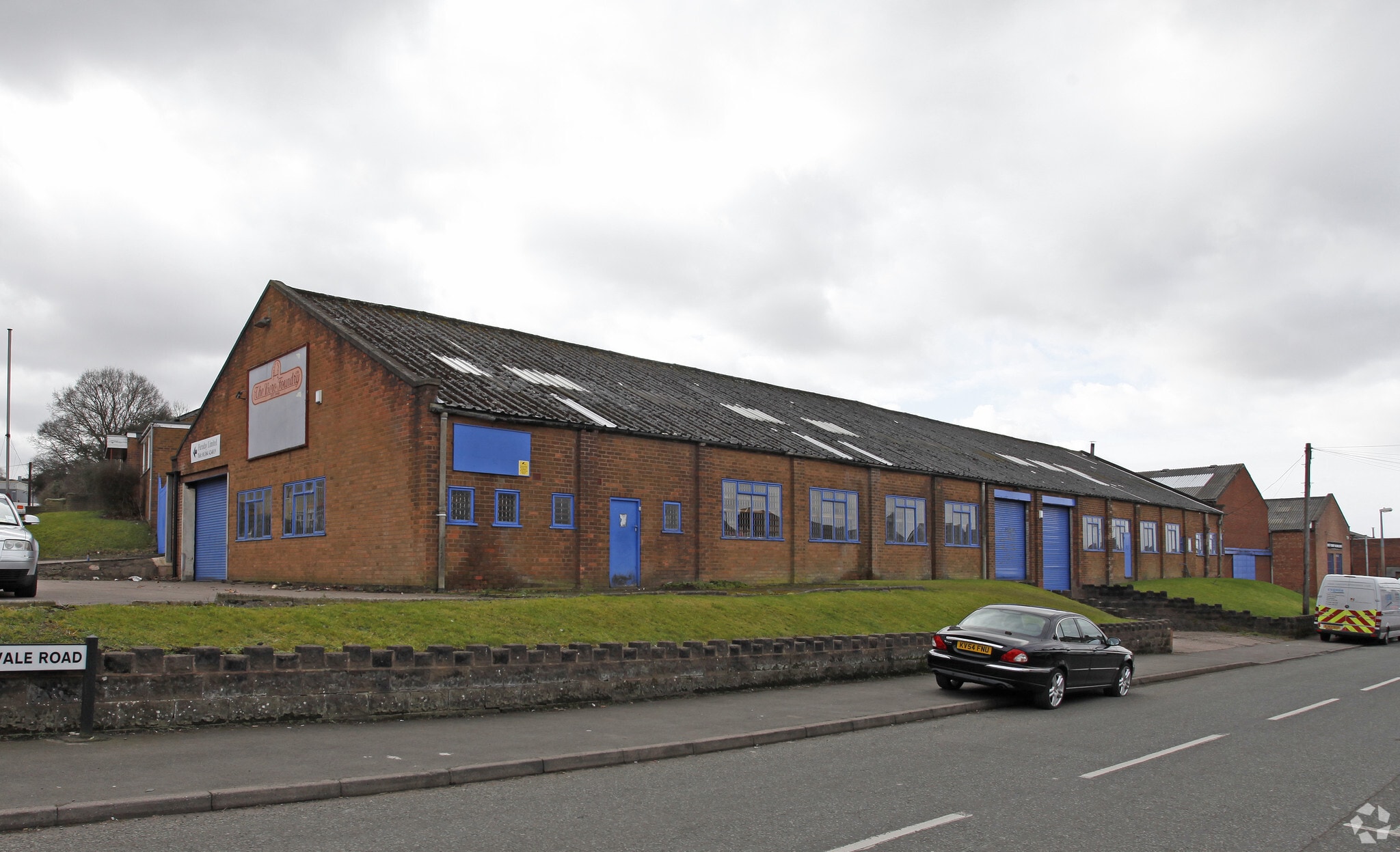 8 Stour Vale Rd, Stourbridge to rent Building Photo- Image 1 of 4