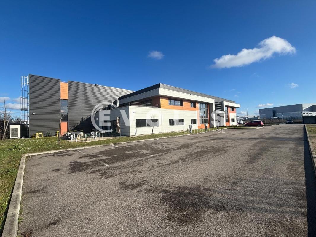 Light Industrial in Jonage to rent Building Photo- Image 1 of 15