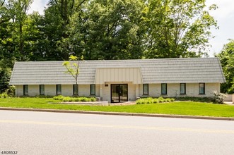 132 W Greenbrook Rd, North Caldwell, NJ for sale Building Photo- Image 1 of 1