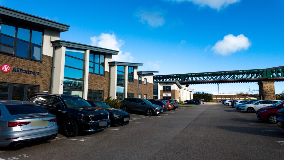 12-4 Suites 12, 14 & 15 Pickers Gill Court, Crown Road Ct, Sunderland to rent - Building Photo - Image 2 of 12