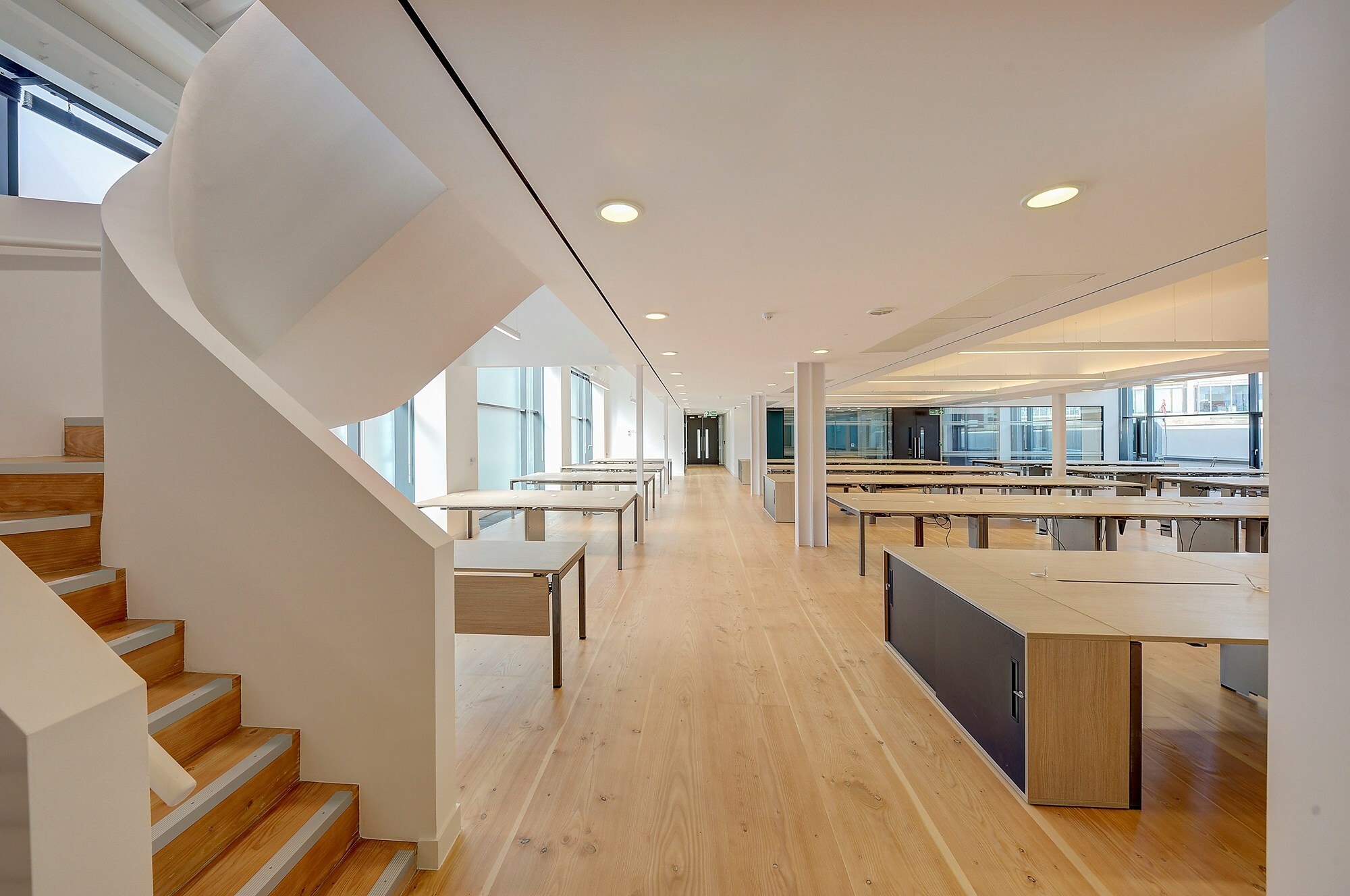 7 Howick Pl, London to rent Interior Photo- Image 1 of 6