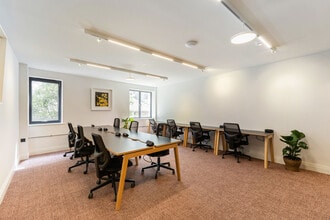 44 Copperfield St, London to rent Interior Photo- Image 2 of 9