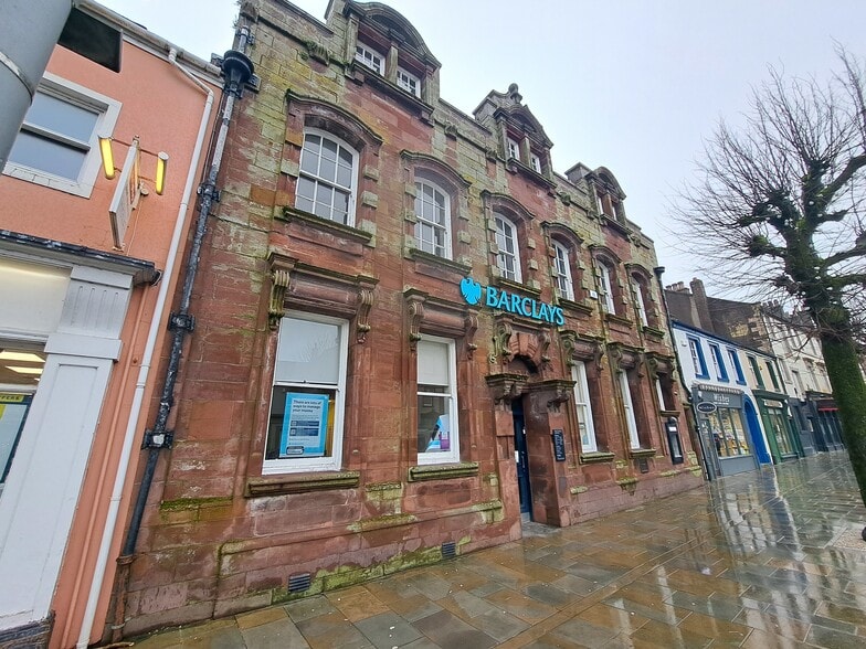 30 Main St, Cockermouth to rent - Building Photo - Image 1 of 2