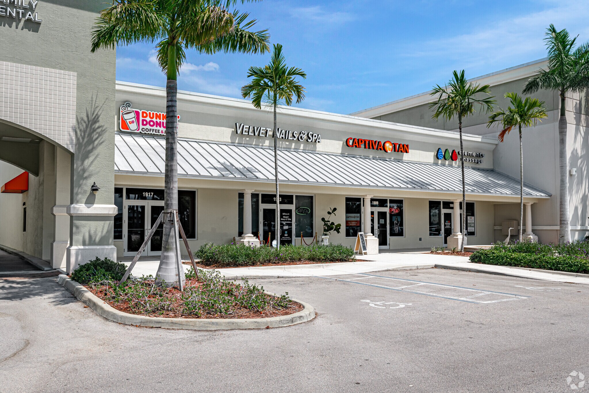 1905-1917 NW Federal Hwy, Stuart, FL for sale Primary Photo- Image 1 of 1