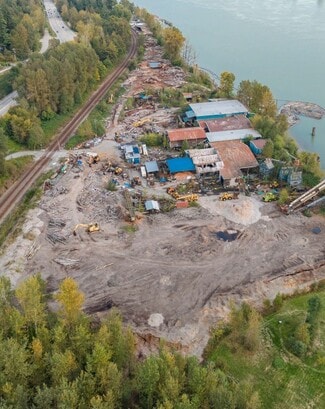 More details for 25862 Lougheed Hwy, Maple Ridge, BC - Land to Rent