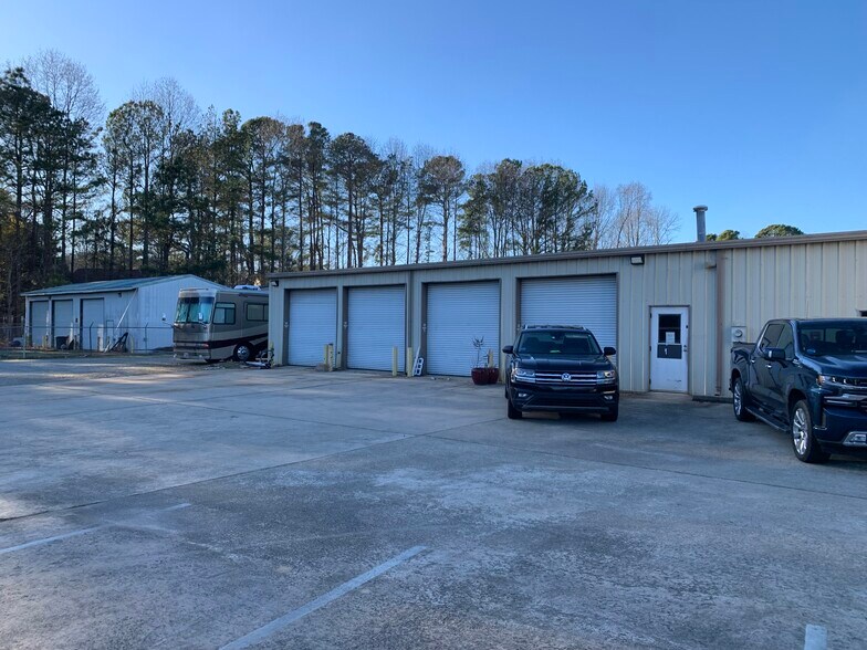 2180 Hilton Dr, Gainesville 30501 Industrial for Sale UK