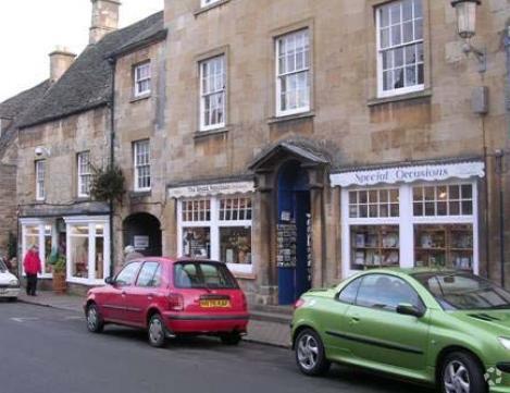 High St, Chipping Campden for sale Primary Photo- Image 1 of 1