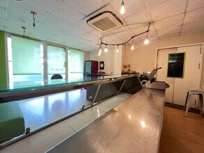 Retail in Igualada, Barcelona to rent Interior Photo- Image 1 of 12