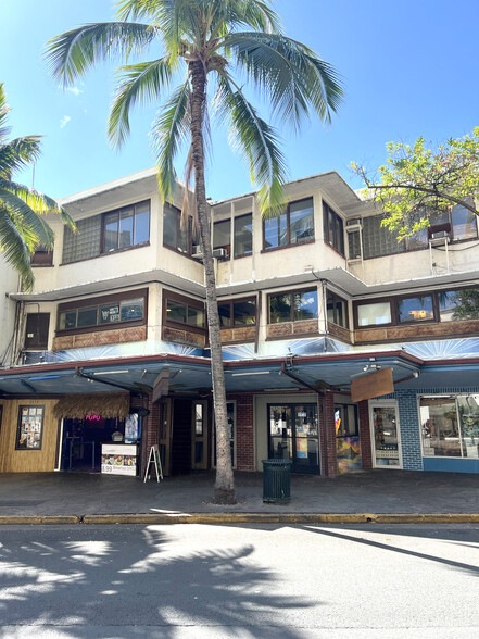 310-314 Lewers St, Honolulu, HI for rent - Building Photo - Image 2 of 5