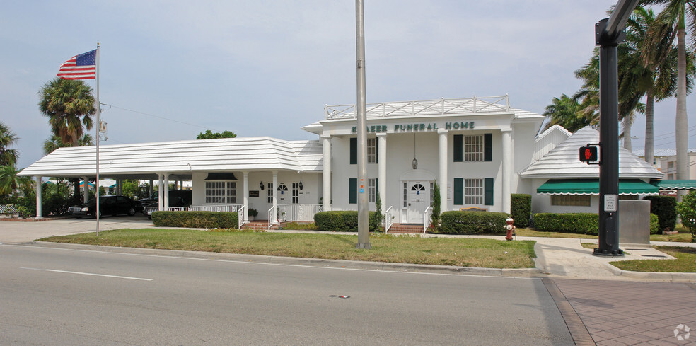 200 N Federal Hwy, Pompano Beach, FL for sale - Primary Photo - Image 1 of 1