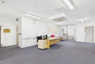 The Quay, Carmarthen to rent Interior Photo- Image 2 of 6