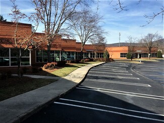 More details for 6701-6711 Peters Creek Rd, Roanoke, VA - Office for Rent