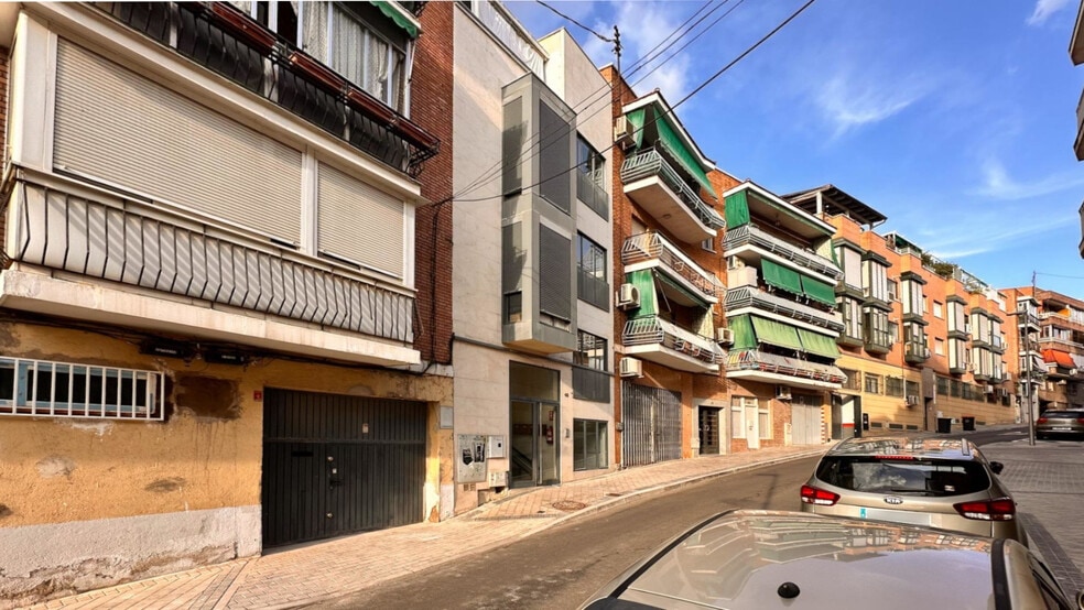 Build-to-Rent in Madrid, Madrid for sale - Building Photo - Image 2 of 12