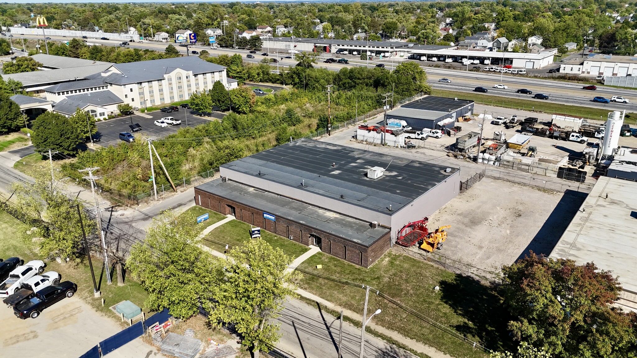 1632-1644 Clara St, Columbus, OH to rent Building Photo- Image 1 of 14