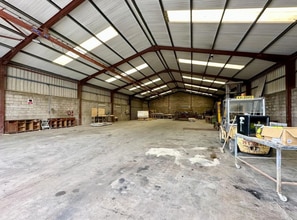 31 Coalisland Rd, Dungannon to rent Interior Photo- Image 2 of 2