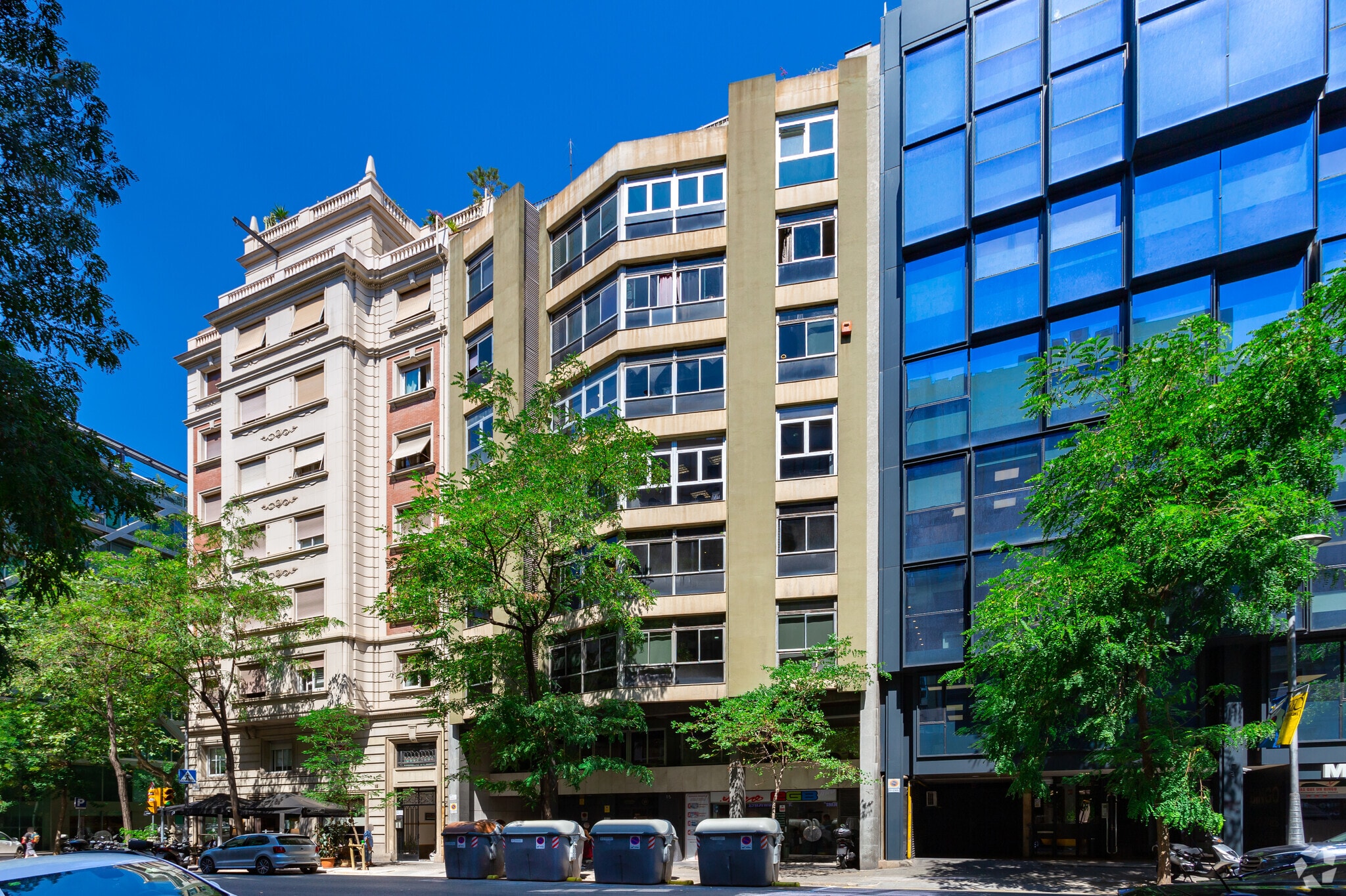 Office in Barcelona, Barcelona to rent Primary Photo- Image 1 of 7