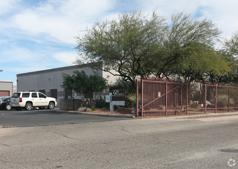 3191 E 44th St, Tucson, AZ for rent - Primary Photo - Image 1 of 5